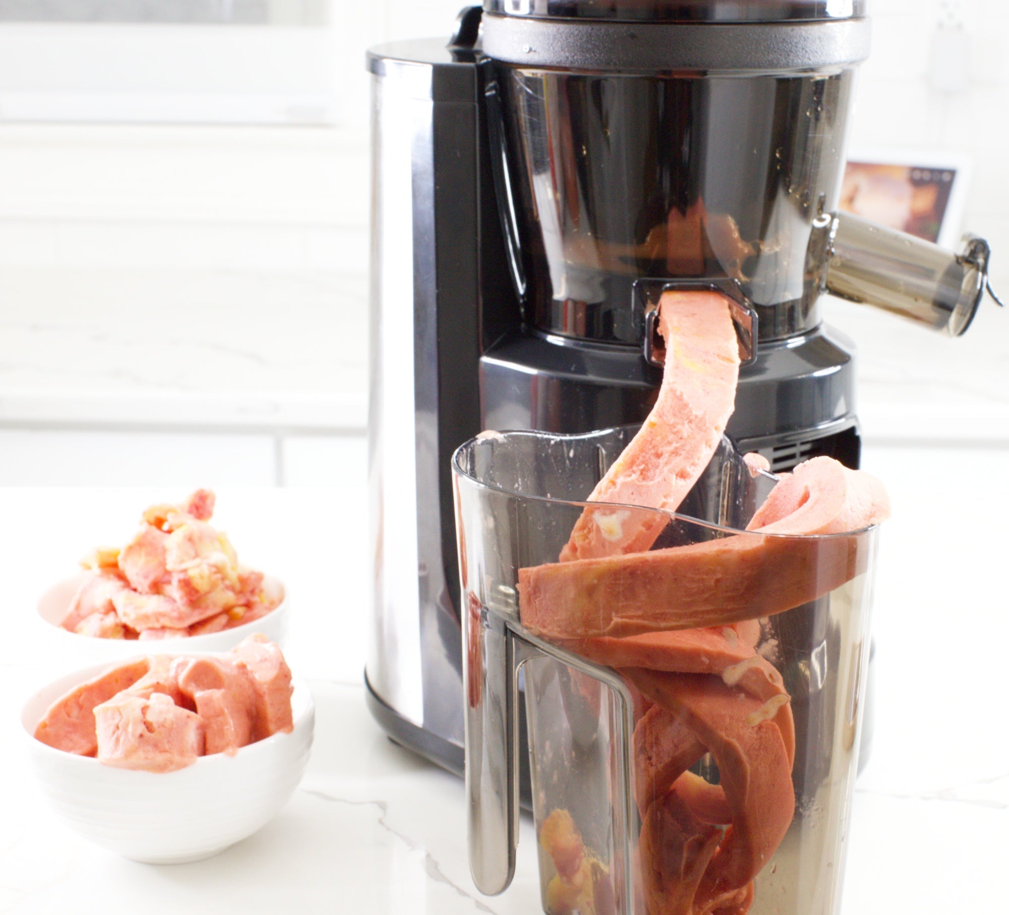 Hands Free Self Feeding Batch Juicer With Heavy Duty Motor -BJ15